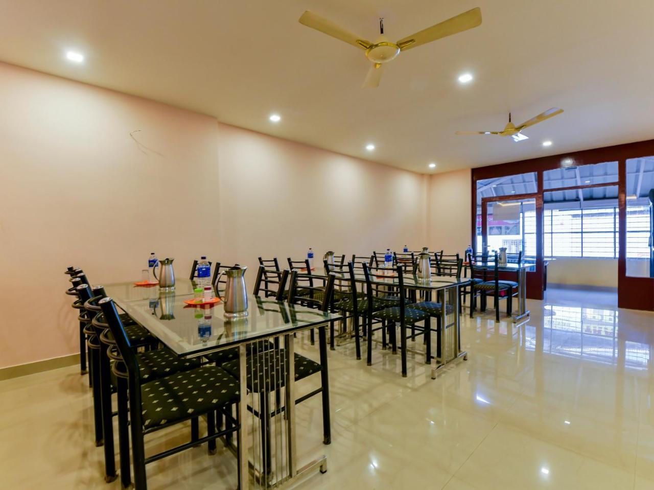 Hotel Thomson Regency Alwaye Exterior foto