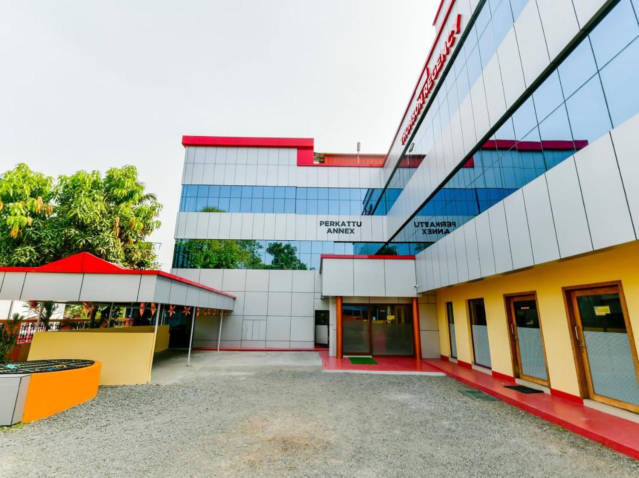 Hotel Thomson Regency Alwaye Exterior foto